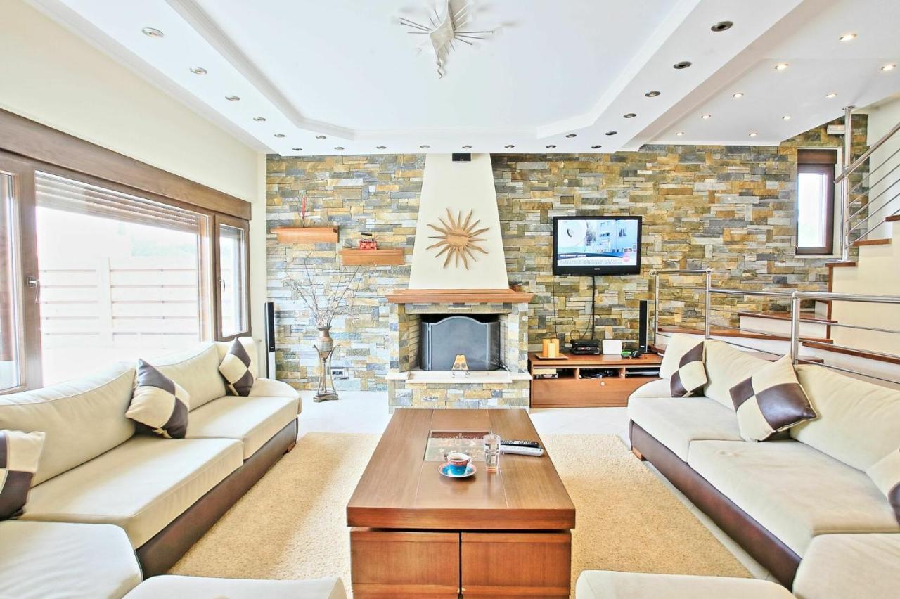 Acharavi Beach Villa By Posarellivillas Zewnętrze zdjęcie