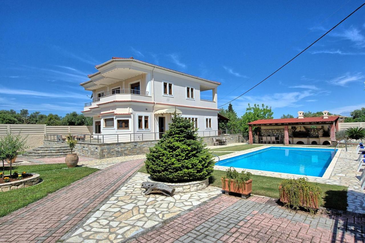 Acharavi Beach Villa By Posarellivillas Zewnętrze zdjęcie