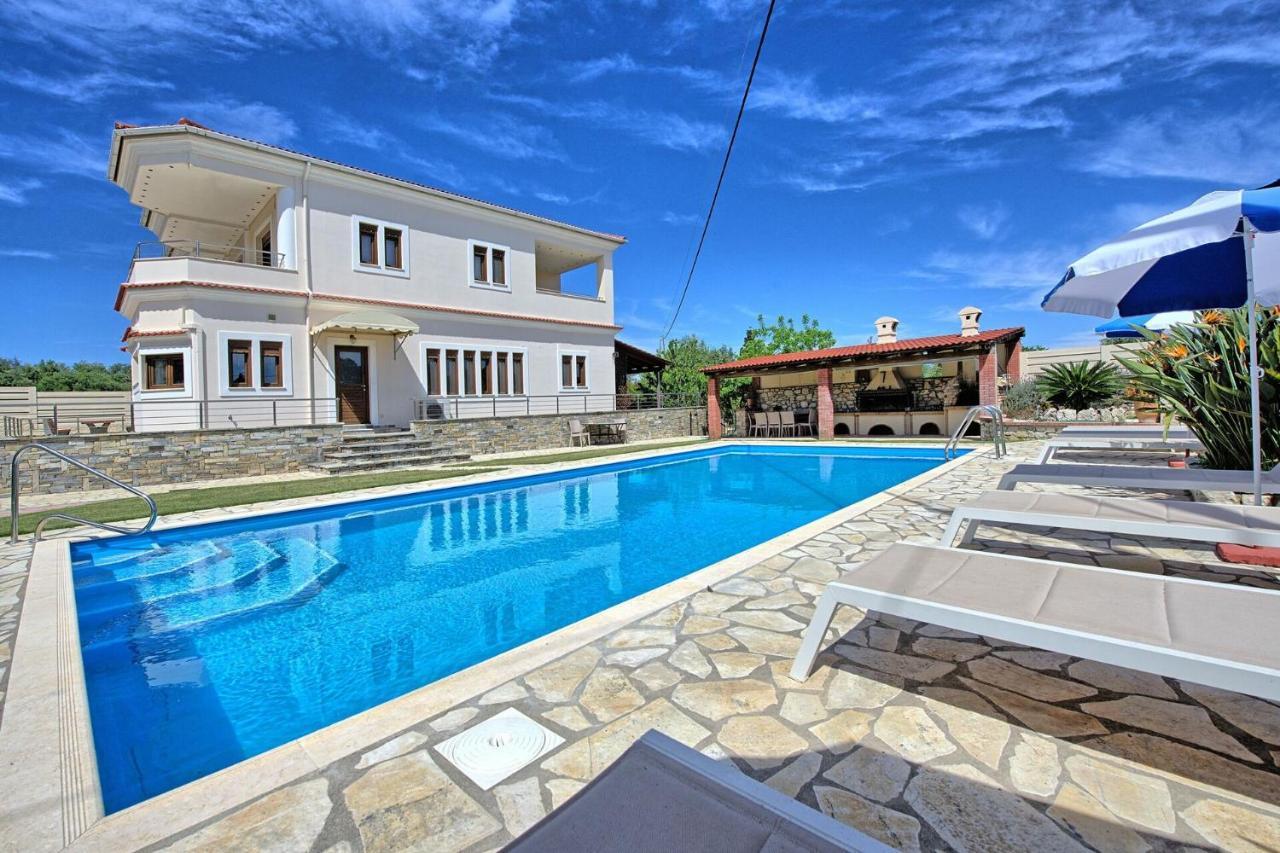 Acharavi Beach Villa By Posarellivillas Zewnętrze zdjęcie