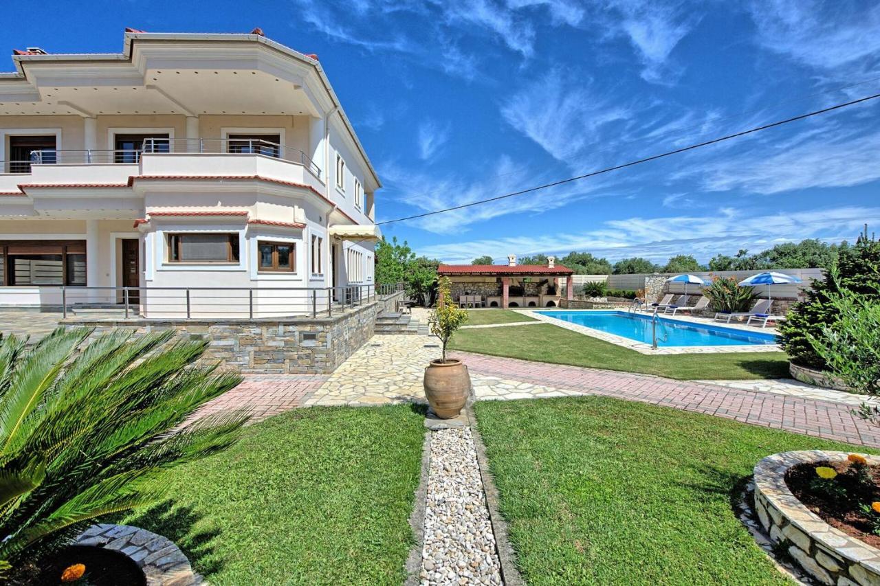 Acharavi Beach Villa By Posarellivillas Zewnętrze zdjęcie